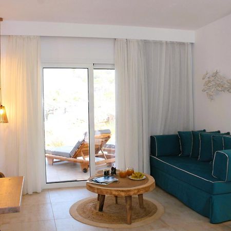 Akropolis Village Complex Of Luxury Residence Kirá Panajá Kültér fotó